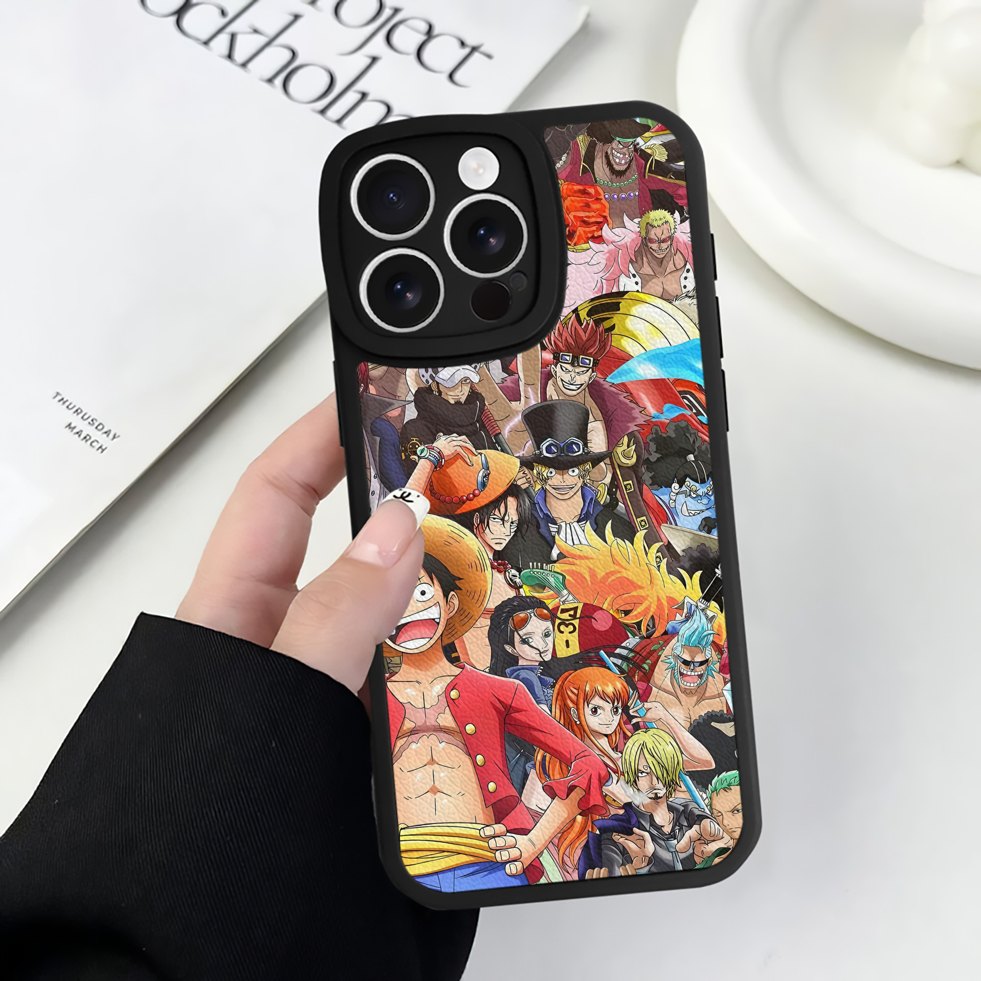 （画像用） ワンピース ONE PIECE 【iPhone 16シリーズ対応】シリコンスマホケース（レザー調） 材質：シリコン